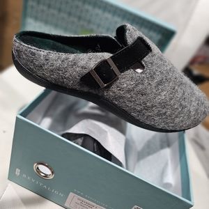 Oceanside 2 slippers Revitalign women's shoes slippers size 12